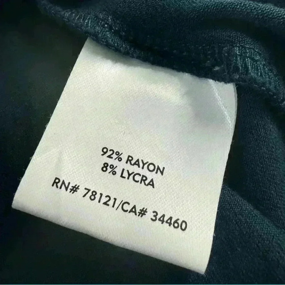 EILEEN FISHER Viscose Drape Neck 3/4 Sleeve Top Christmas Green Size XS - Picture 7 of 9